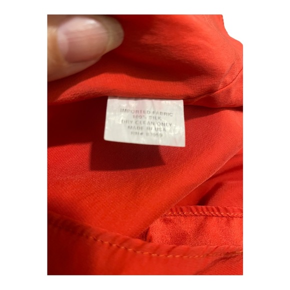 Drew womens silk V front neck button tie ope. Back orange blouse size Small - Picture 12 of 12
